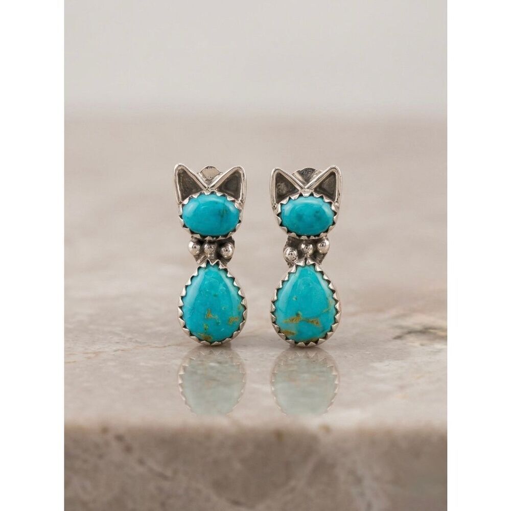 Kingman Turquoise Cat Earrings Cute Southwestern Kitty Sterling Silver Stud